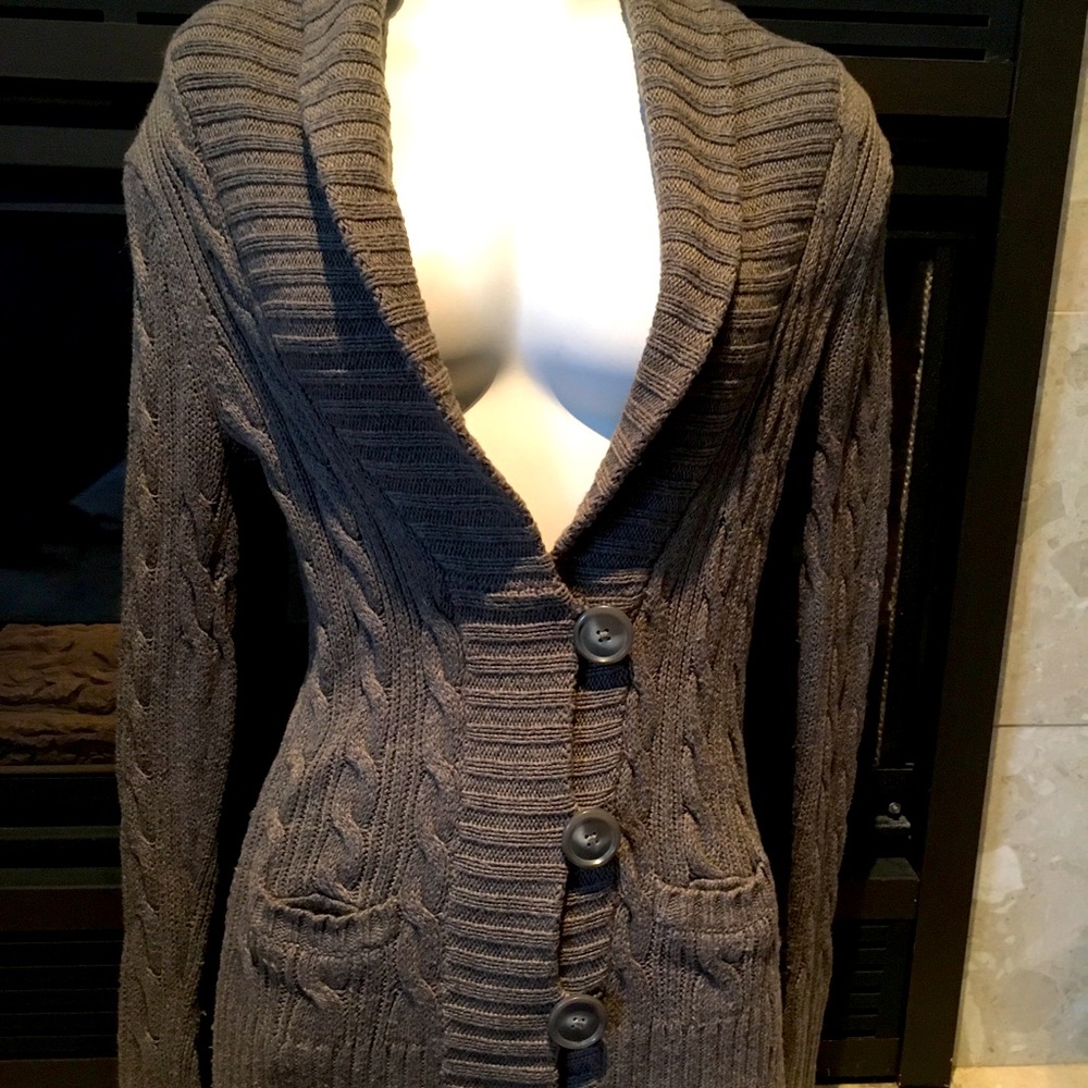 SOLD - CARDIGAN / SWEATER